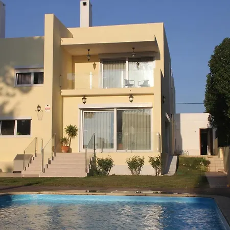 Carcavelos Beira Luxury Suites Gasthuis