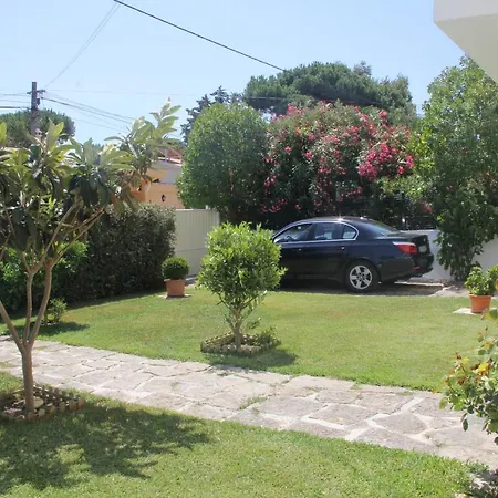 Carcavelos Beira Luxury Suites *