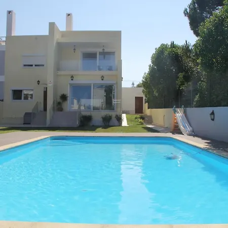 Guest house Carcavelos Beira Luxury Suites