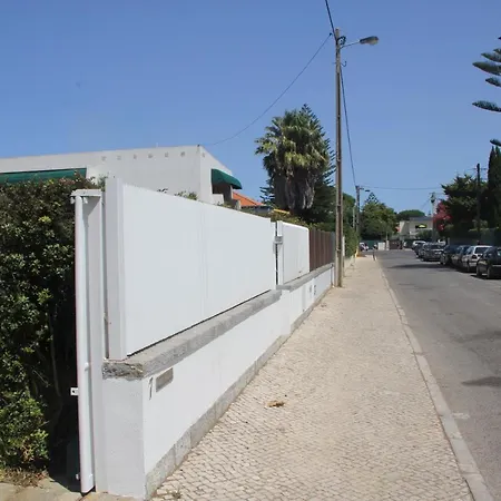 Carcavelos Beira Luxury Suites