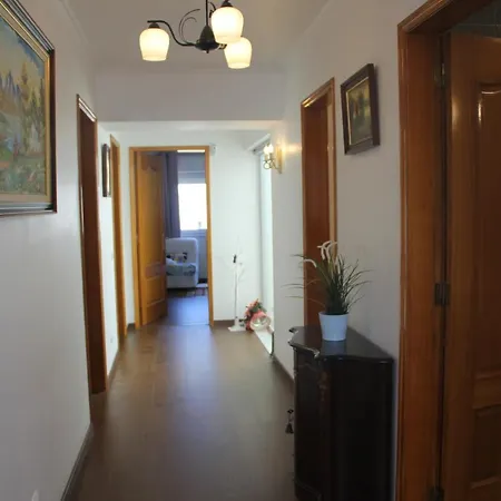 Carcavelos Beira Luxury Suites Guest house
