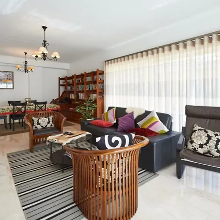 Carcavelos Beira Luxury Suites * Cascais